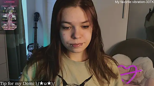 Snapshot of ValBae chatting on 02.20.25 ValBae online show from 02.20.25