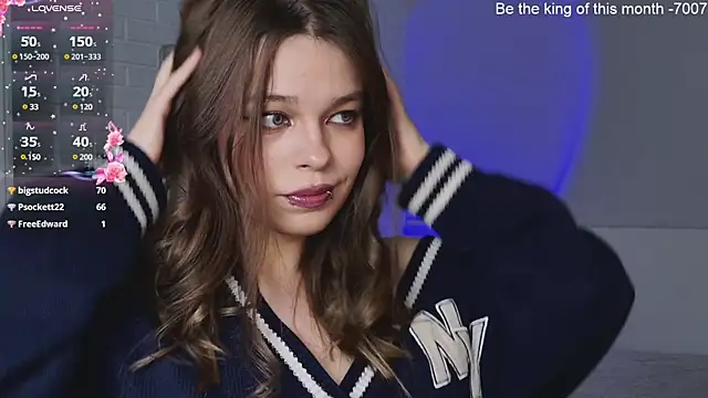 Snapshot of ValBae chatting on 03.19.25 ValBae online show from 03.19.25