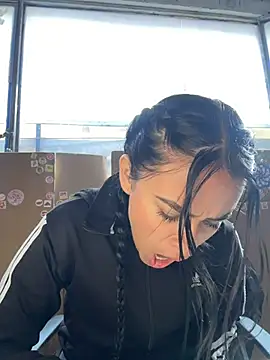 Tinylottie online show from 04.15.26