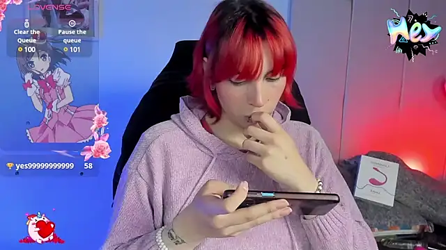 Snapshot of -kisa_ chatting on 01.28.25 -kisa online show from 01.28.25