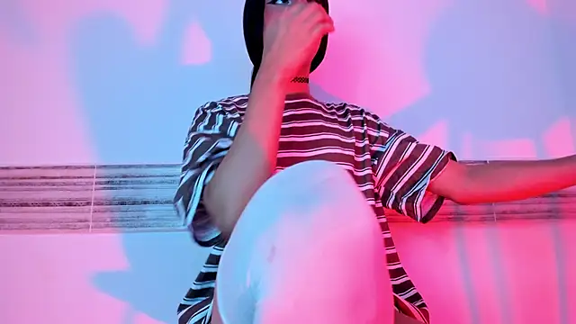 Sophia Cambpell online show from 02.07.25