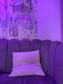 AbyThompson online show from 10.24.25