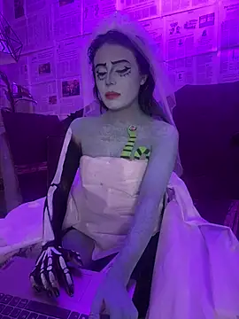 AbyThompson online show from 10.30.25