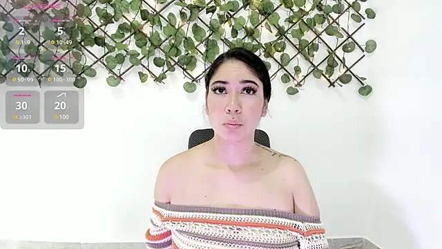 Madeleine  w online show from 03.17.25