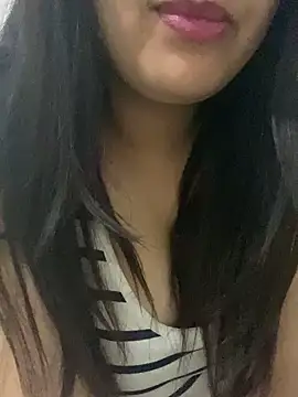 yassminsexy22 online show from 02.19.25