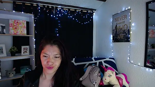 Snapshot of Sian__1 chatting on 01.17.25 Sian 1 online show from 01.17.25