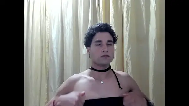 SophiaLevis online show from 04.10.26