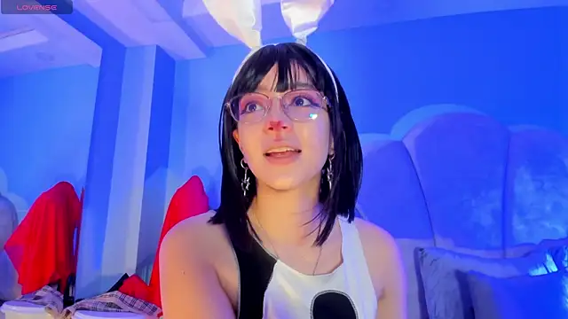 Snapshot of sweeet_peach chatting on 10.24.25 sweeet peach online show from 10.24.25