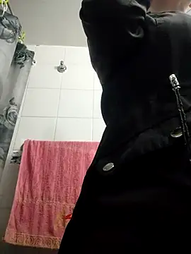 catalinamommyx online show from 10.14.25