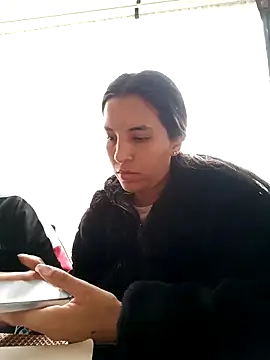 Bonny Klote online show from 03.18.25