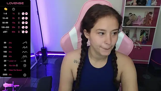 Snapshot of redbarbiedollx chatting on 03.14.25 redbarbiedollx online show from 03.14.25