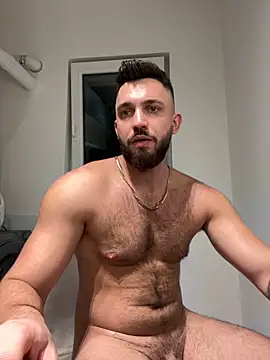 LoveIsBlind  online show from 12.07.24