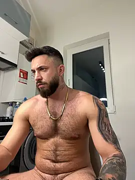 LoveIsBlind  online show from 12.17.24