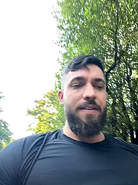 LoveIsBlind  online show from 09.09.25