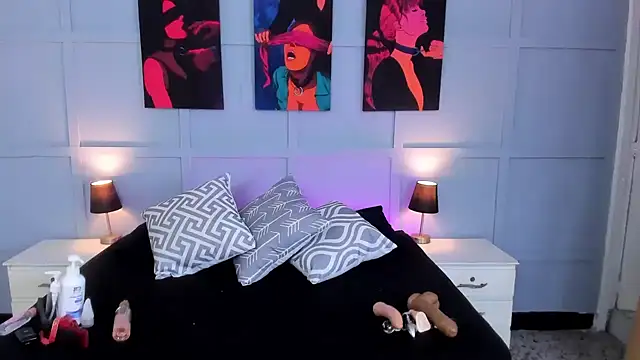 Snapshot of Elizabeth_Santos chatting on 01.27.25 Elizabeth Santos online show from 01.27.25