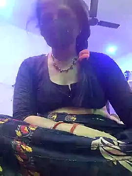 Snapshot of Hot_priya2 chatting on 12.11.24 Hot priya2 online show from 12.11.24