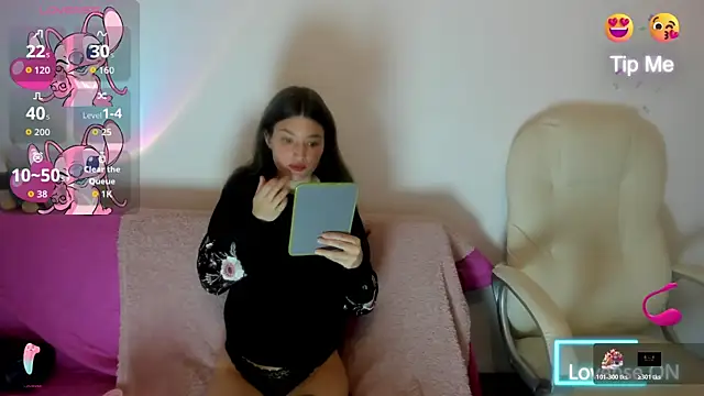 Tesa cute online show from 10.24.25