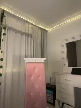 lina pink online show from 05.20.26