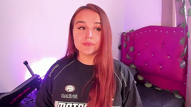 evy orange1 online show from 01.28.25