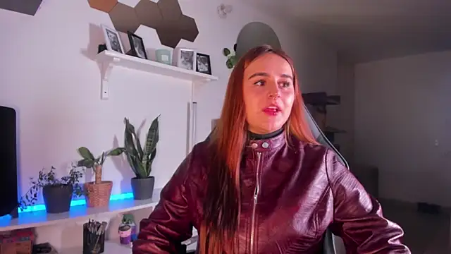 evy orange1 online show from 02.09.26