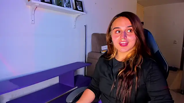 evy orange1 online show from 04.09.26