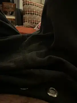 Snapshot of Femalefucker3006 chatting on 12.29.24 Femalefucker3006 online show from 12.29.24