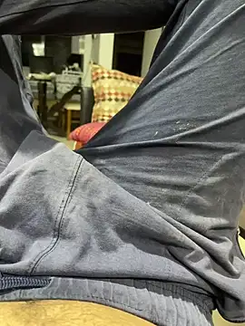 Snapshot of Femalefucker3006 chatting on 01.03.25 Femalefucker3006 online show from 01.03.25