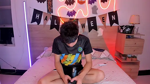 justinbiler online show from 10.28.25