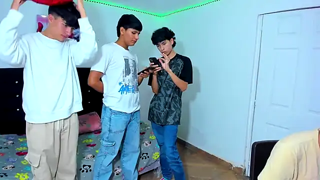 Alexander and Xiao online show from 03.07.25