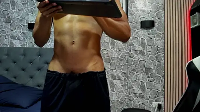 Snapshot of chriss_jones1 chatting on 02.03.26 chriss jones1 online show from 02.03.26