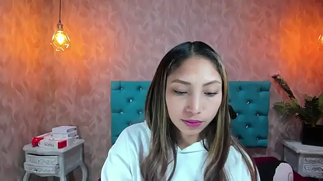 MadelineDoll online show from 09.25.25