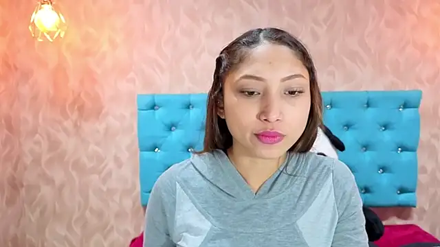 MadelineDoll online show from 04.03.26