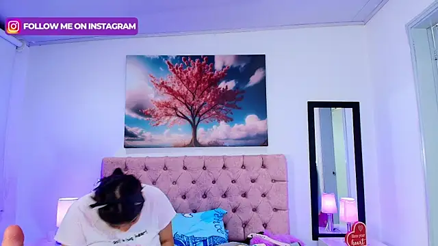 Emma monserrat online show from 11.22.25