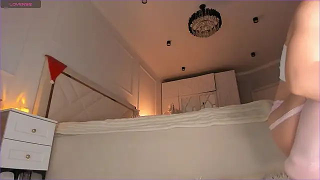 stellagracee online show from 01.19.25