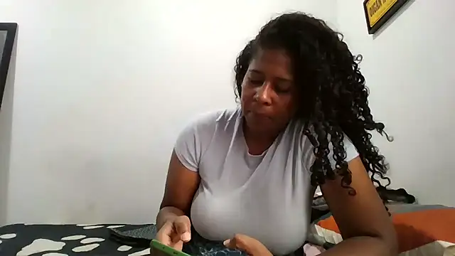 Ivon-09 online show from 02.06.26