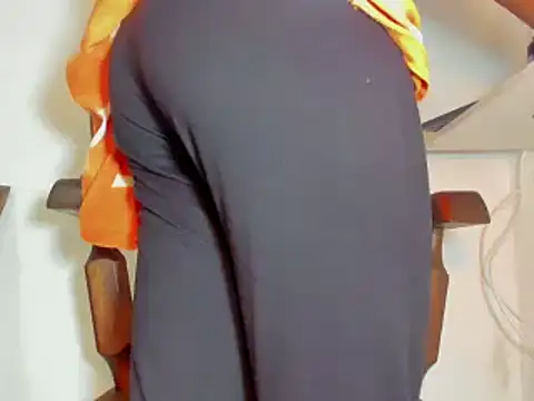 Aniilethebonny online show from 02.28.25