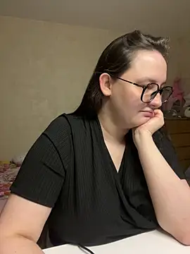 Snapshot of hungry1bunny chatting on 01.24.25 hungry1bunny online show from 01.24.25