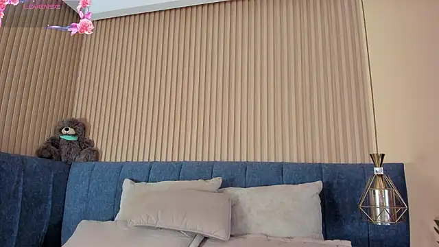 Snapshot of kathecute__ chatting on 02.04.26 kathecute online show from 02.04.26