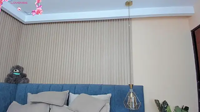 Snapshot of kathecute__ chatting on 02.15.26 kathecute online show from 02.15.26