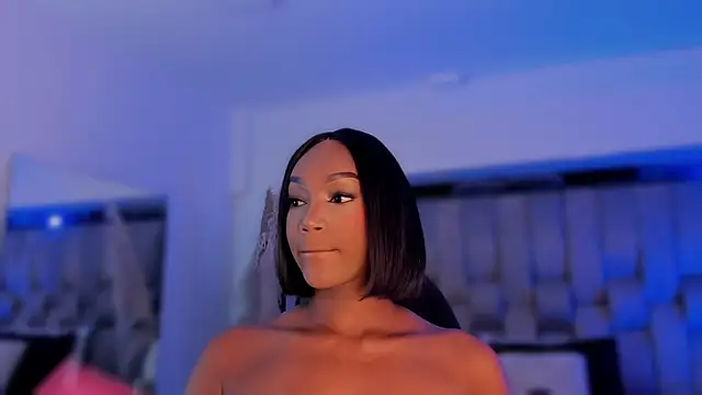 Snapshot of ChaynnaCooper chatting on 11.09.25 ChaynnaCooper online show from 11.09.25