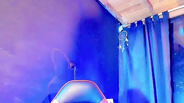 Snapshot of HELEM__S7 chatting on 02.06.25 HELEM S7 online show from 02.06.25