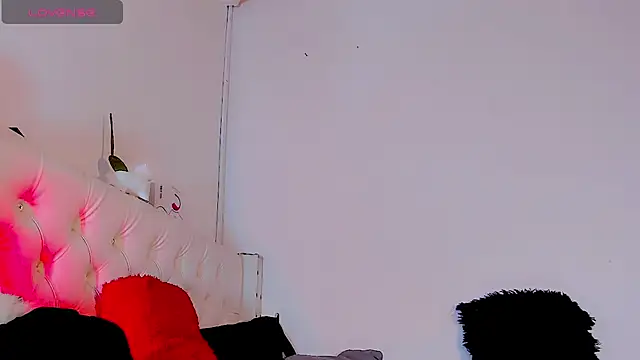 Snapshot of HELEM__S7 chatting on 02.15.25 HELEM S7 online show from 02.15.25