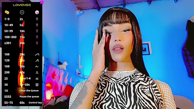 Snapshot of HELEM__S7 chatting on 03.11.25 HELEM S7 online show from 03.11.25