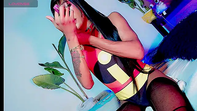 Snapshot of HELEM__S7 chatting on 09.23.25 HELEM S7 online show from 09.23.25