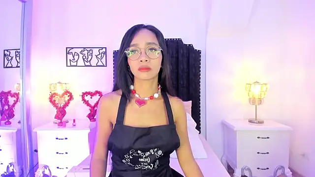 Snapshot of SamanthaFerrer__ chatting on 02.14.25 SamanthaFerrer online show from 02.14.25