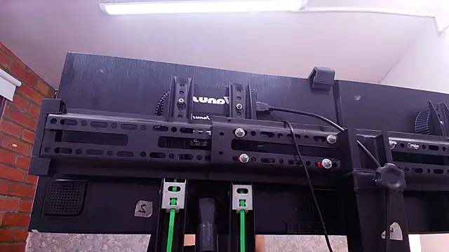 Snapshot of nicol_f chatting on 01.27.25 nicol f online show from 01.27.25