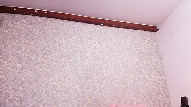 Snapshot of nicol_f chatting on 01.31.25 nicol f online show from 01.31.25