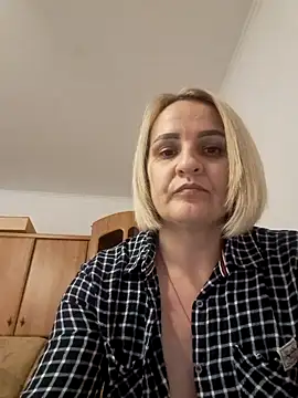 Snapshot of Malichkaanna30 chatting on 12.21.24 Malichkaanna30 online show from 12.21.24