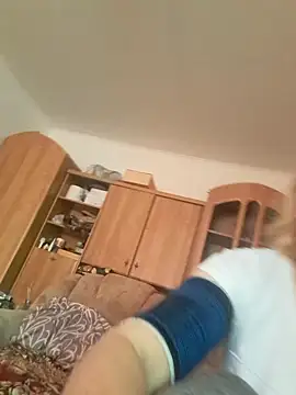 Snapshot of Malichkaanna30 chatting on 01.30.25 Malichkaanna30 online show from 01.30.25