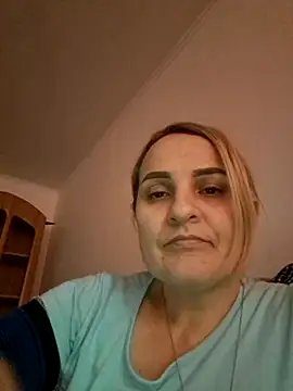 Snapshot of Malichkaanna30 chatting on 02.13.25 Malichkaanna30 online show from 02.13.25